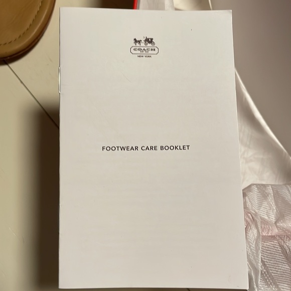 Coach printed python Vicky sandals size 7 worn once - Picture 13 of 15